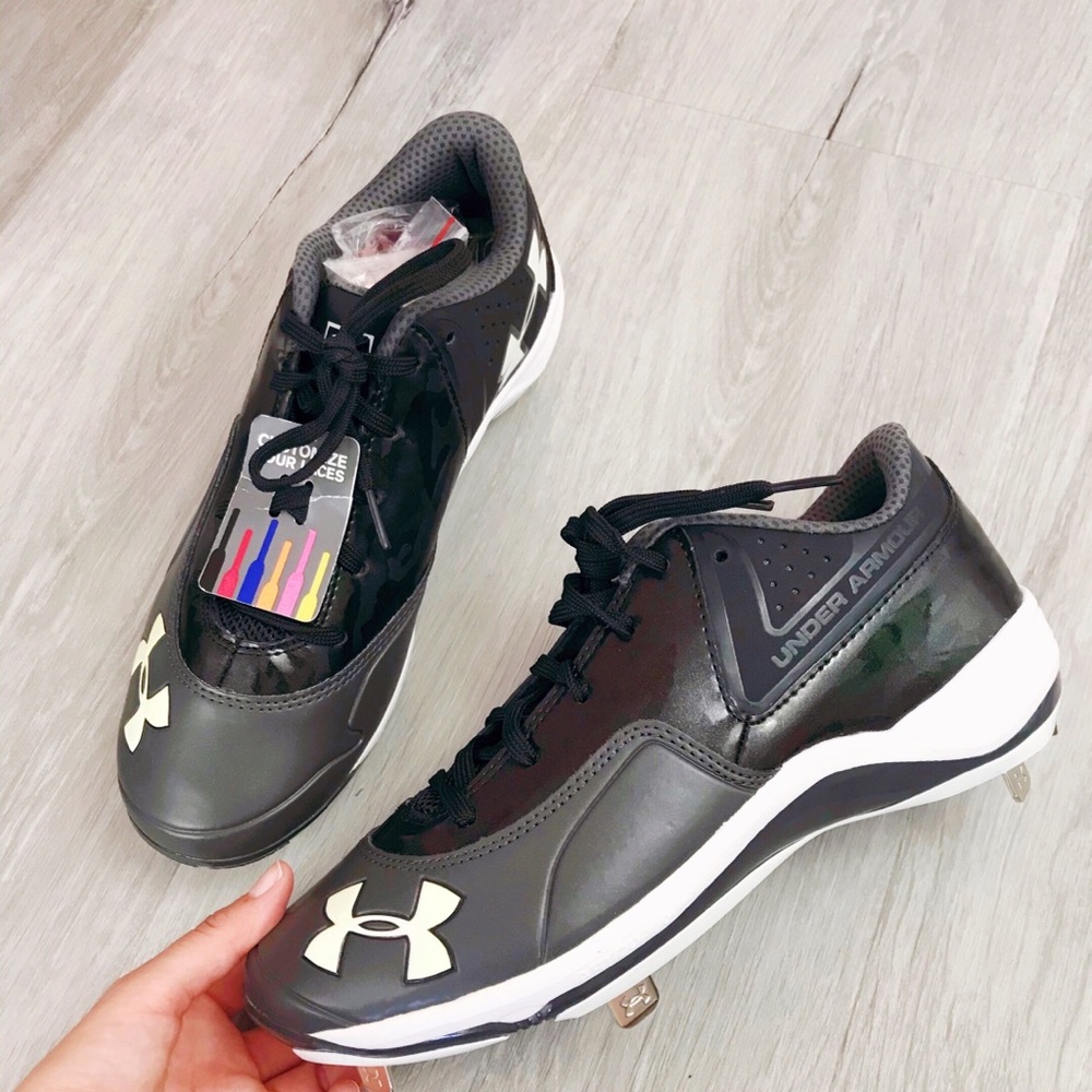 Men’s Under Armour Baseball Cleats ✨new